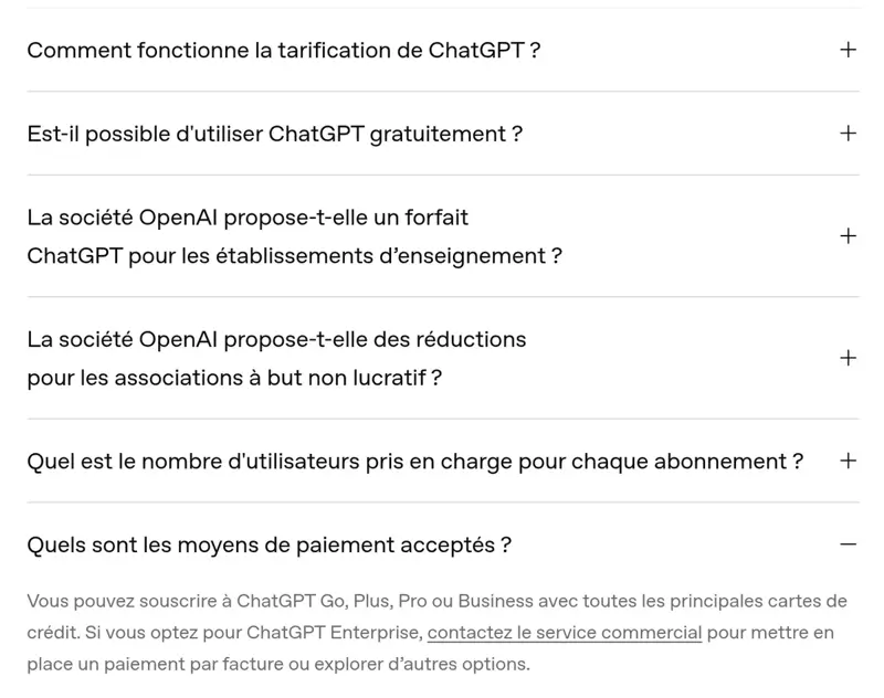 FAQ de la page tarifs ChatGPT indiquant que Go, Plus, Pro et Business se paient avec les principales cartes de crédit