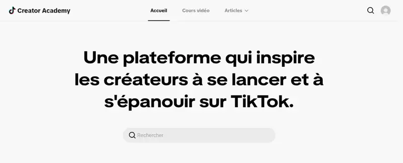 Capture de la page d’accueil de la Creator Academy de TikTok en français